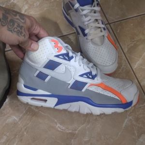 Nike Bo Jackson orange,blue,and white size 9
